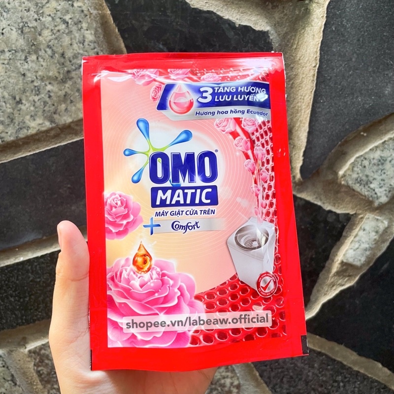 COMBO 2 Nước giặt OMO MATIC hương tinh dầu COMFORT dành cho máy giặt cửa trên 150G