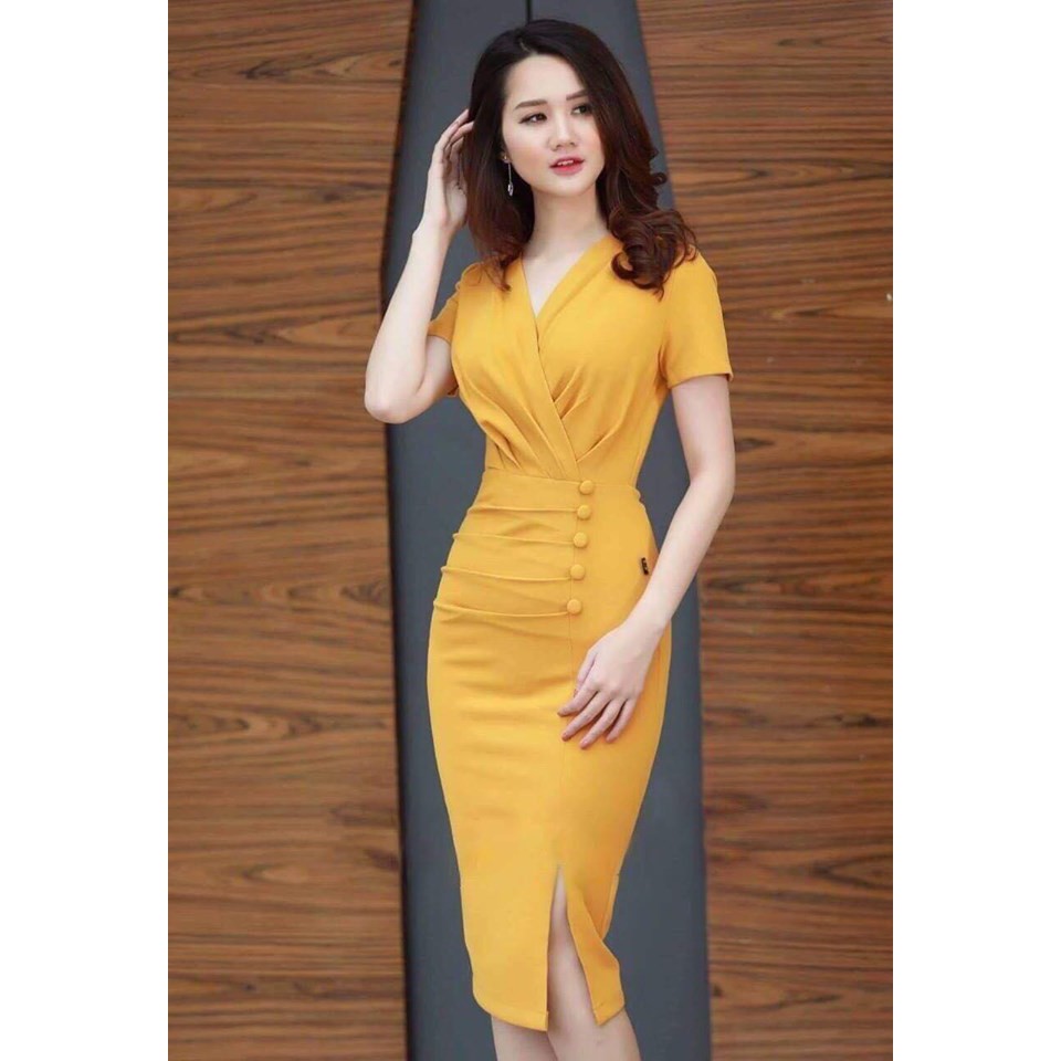 VÁY ÔM BODY CỔ TIM XẾP LY ĐÍNH NÚT THỜI TRANG VESTA VO03