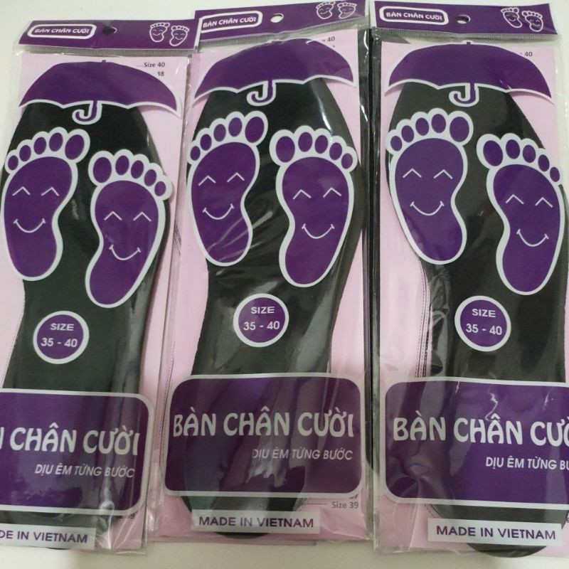 Lót bàn nữ bàn chân cười