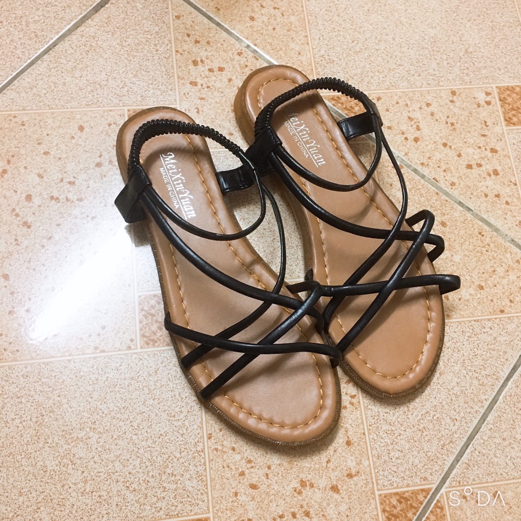 (XẢ XẢ XẢ)Dép kẹp ngón siêu nhẹ đi biển cực xinh