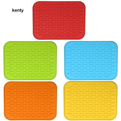 Tấm silicone cách nhiệt lót nồi, chảo tiện dụng 21.5cm x 15.5cm