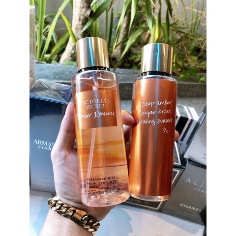 Xịt Thơm Body Mist Victoria’s Secret - AMBER ROMANCE