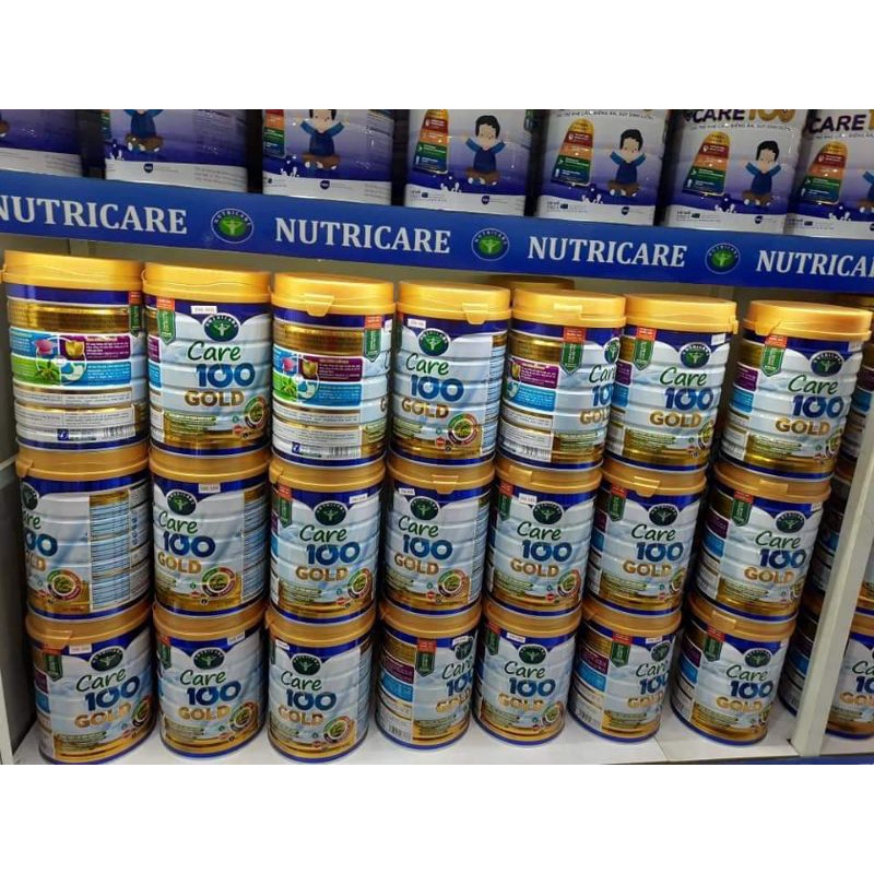Sữa bột metacare 1 900g
