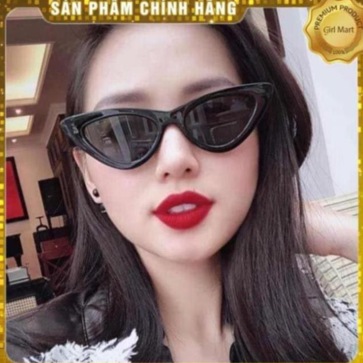 Son Mac Ruby Woo 707 màu đỏ cổ điển siêu sang chảnh