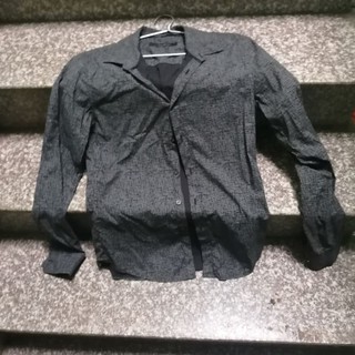 áo sơ mi kiểu CK size S (<65kg)