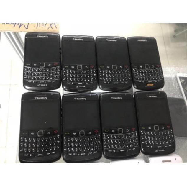 Điện thoại BB 9780 đen/ trắng máy xấu