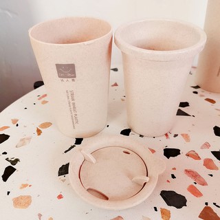 Cốc đựng nước lúa mạch chịu nhiệt có nắp - Tạp hóa màu hường