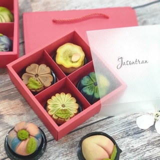 Hộp đựng bánh trung thu 4 bánh kèm túi 50-63g