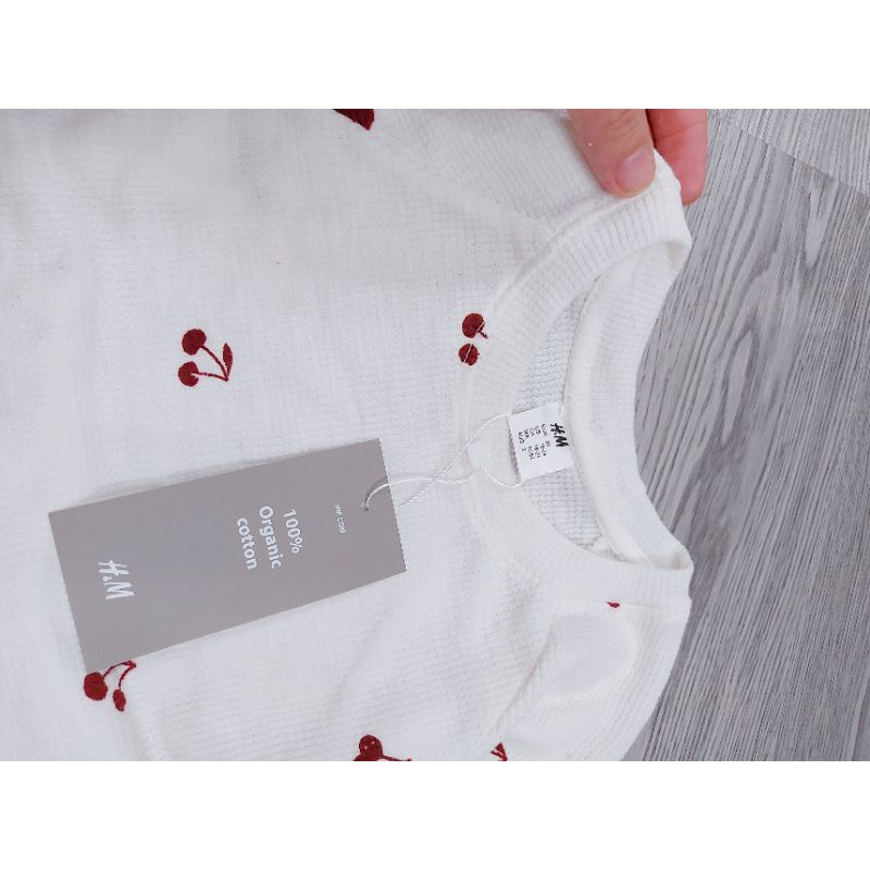 BỘ LEN TRẮNG HÌNH QUẢ CHERY CHO BÉ GÁI ( ẢNH SHOP CHỤP)