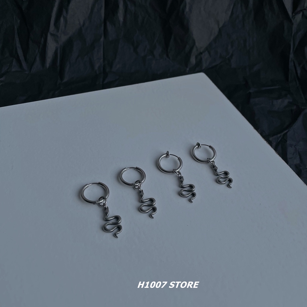 Khuyên Tai Thép Titan Không Cần Xỏ Lỗ Thiết Kế Hình Rắn Phong Cách Hip Hop Mới Cho Nam