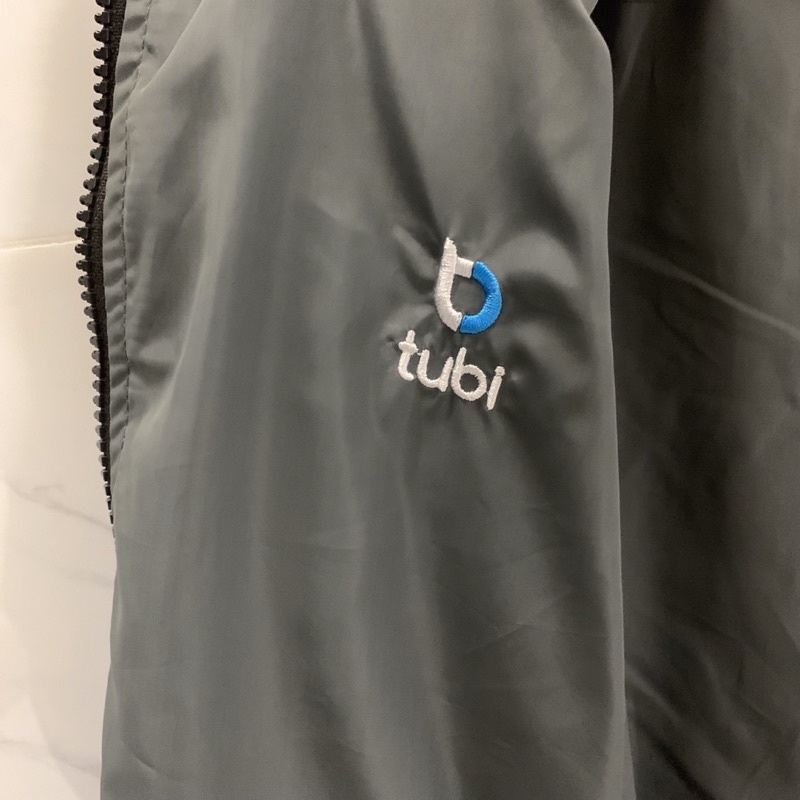Áo khoác Tubi 2 Mặt Xanh Dương - Xám Chì