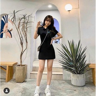 Đầm đen cổ polo