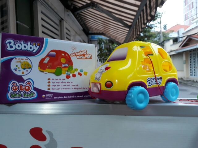 Xe ô tô thả hình cho bé
