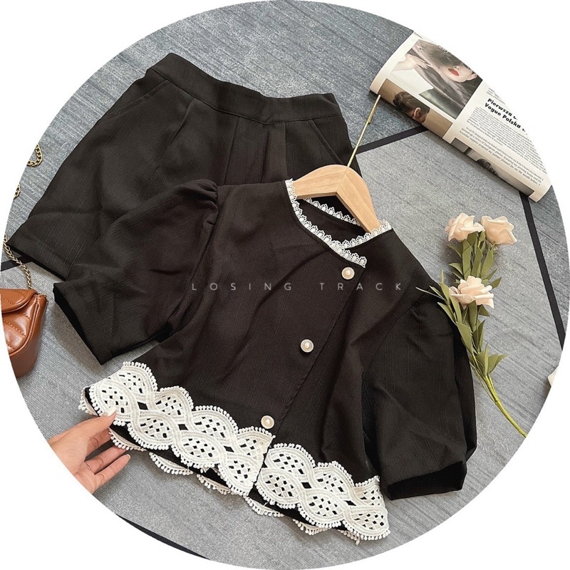 SET ÁO ĐEN PHỐI NÚT VIỀN REN TRẮNG + SHORT