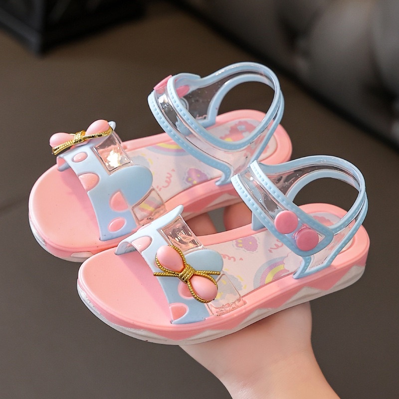 Sandal bé gái quai trong đế cao su không trơn trượtM712