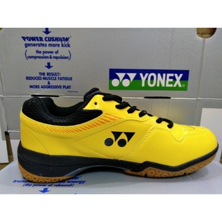 Giày cầu lông yonex (tặng bít tất 30k)