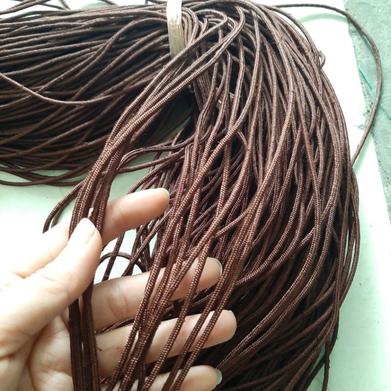 Thanh lí dây dù malai ( hàng lỗi) sz 2,5mm. thả diều 3,5m