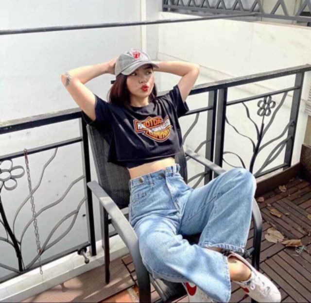 ➖ QUẦN JEANS ỐNG RỘNG QC
Giới thiệu đến các bạn một mã quần ống rộng mới bên em.