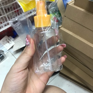 Bình xịt đựng cồn