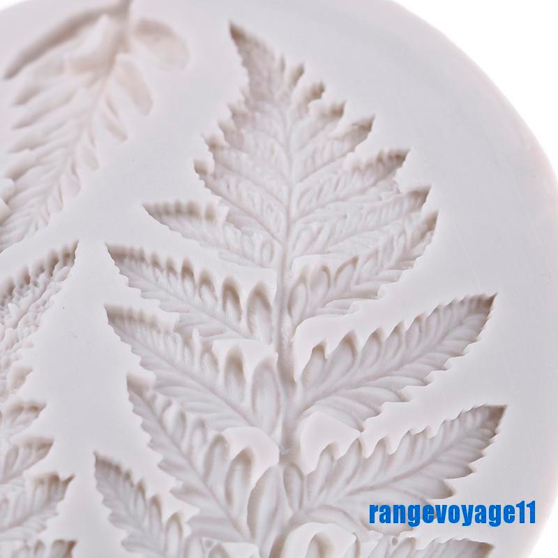 Khuôn Silicone Làm Bánh Hình Chiếc Lá