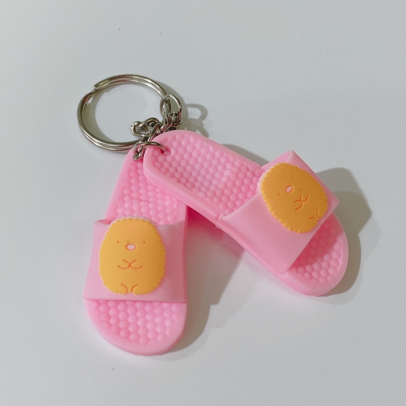 Móc khoá hình đôi dép mini có kèm khoen siêu cute