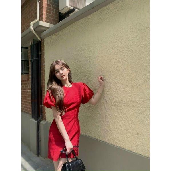 Váy đỏ tết NADO, Đầm đỏ tay phồng ngắn mặc đi chơi tết noel đẹp thời trang nữ cổ tròn freesize dưới 55kg | BigBuy360 - bigbuy360.vn