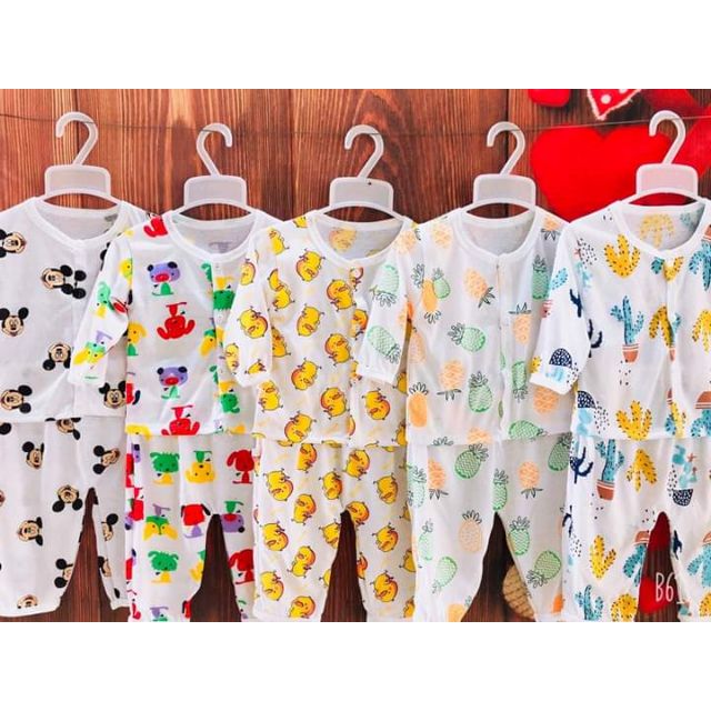 Set 5 bộ đồ dài bé