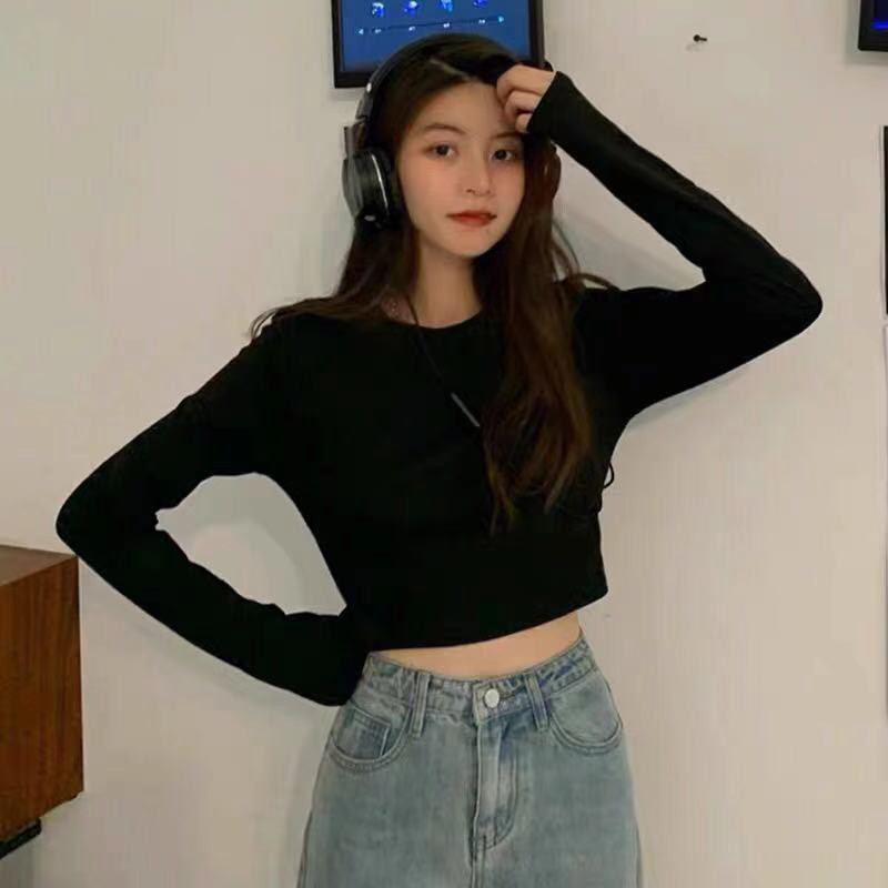 Áo Croptop Tay Dài In Chữ Phong Cách Hàn Quốc
