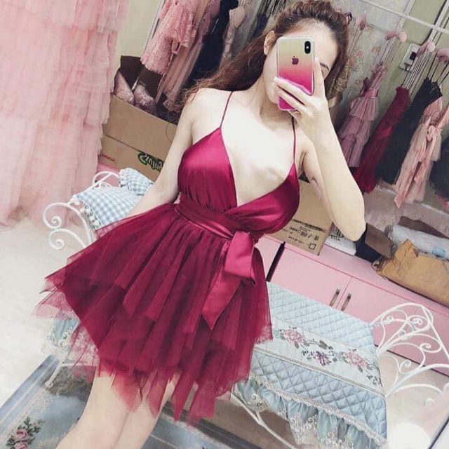 Đầm xoe khánh thi