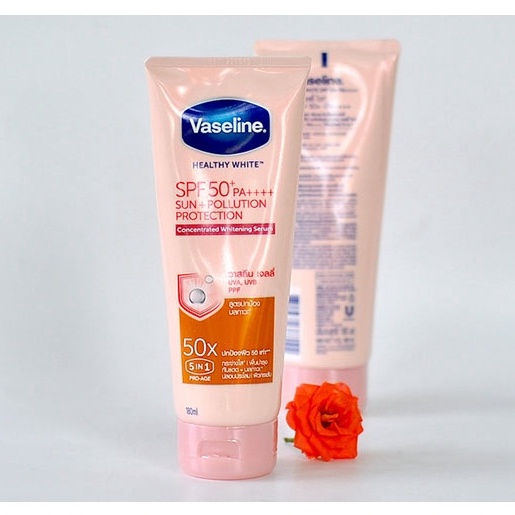 Sữa Dưỡng Thể Trắng Da VASELINE 50X SPF 50+ 320ml