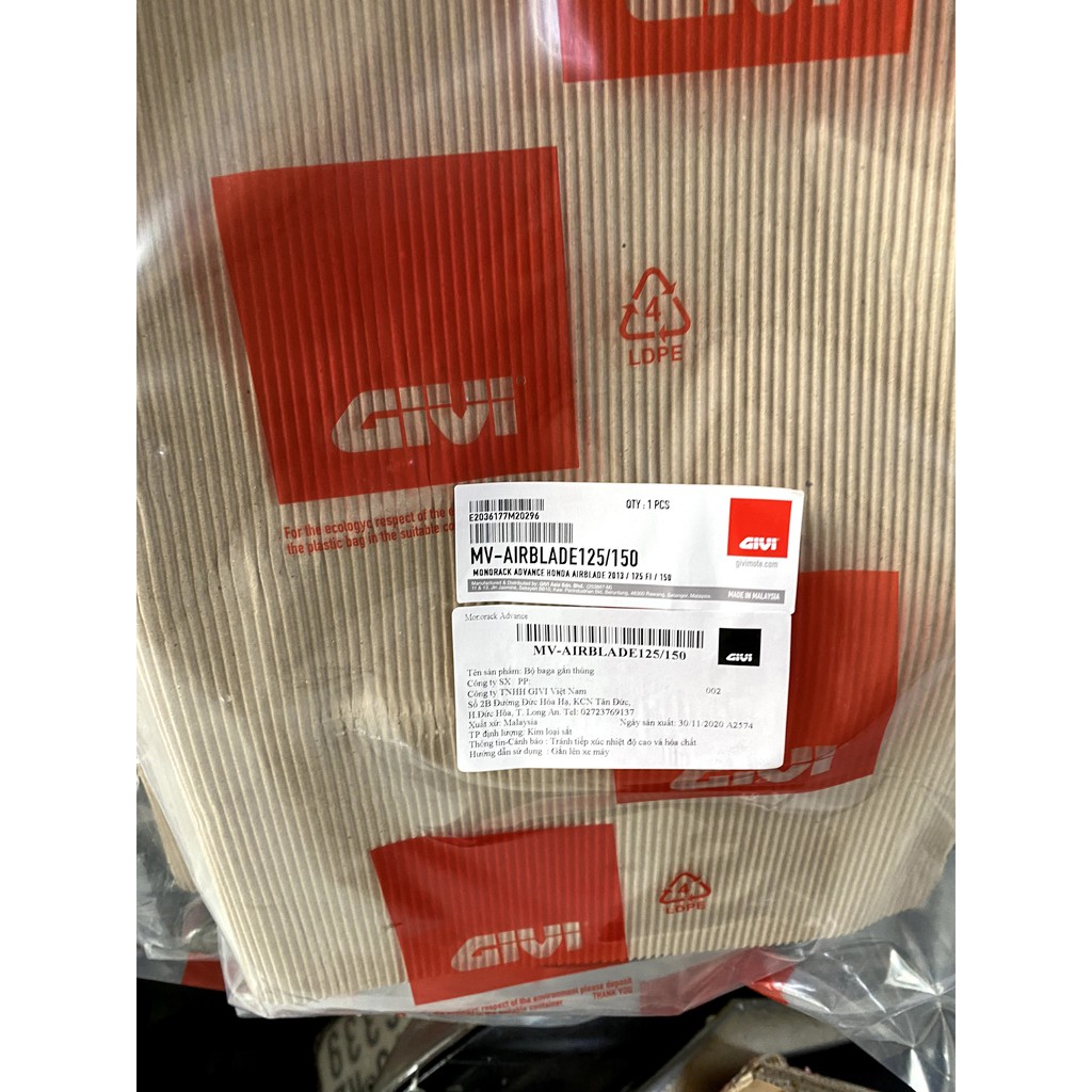 Baga Givi cho xe Air blade 125/150 , hàng givi chính hãng mới 100%