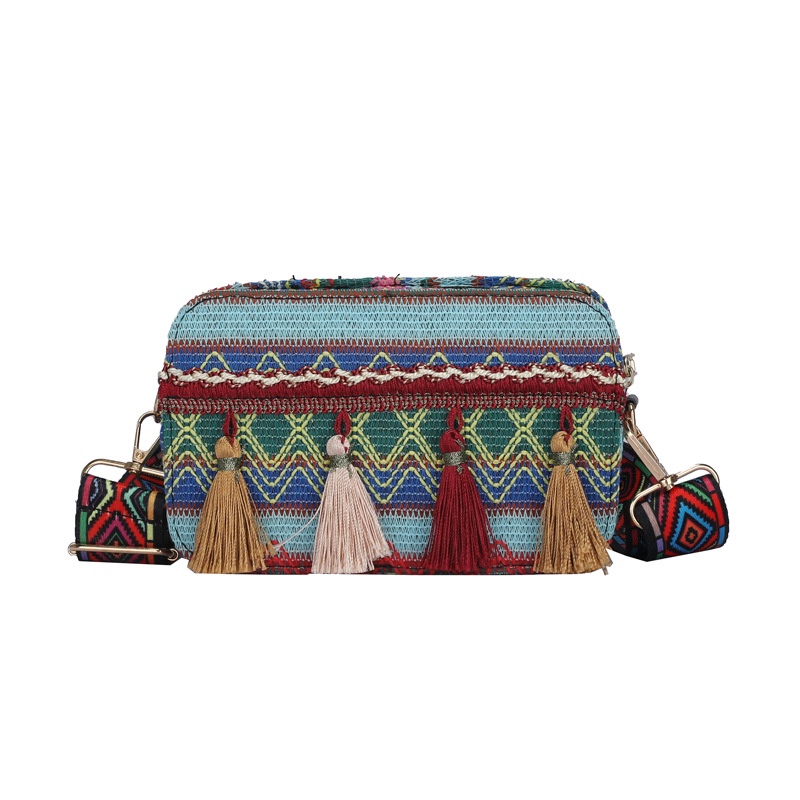 Túi đeo chéo vai họa tiết thổ cẩm phối tua rua thời trang