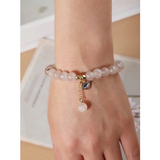 Vòng tay hạt cườm đơn giản charm trái tim