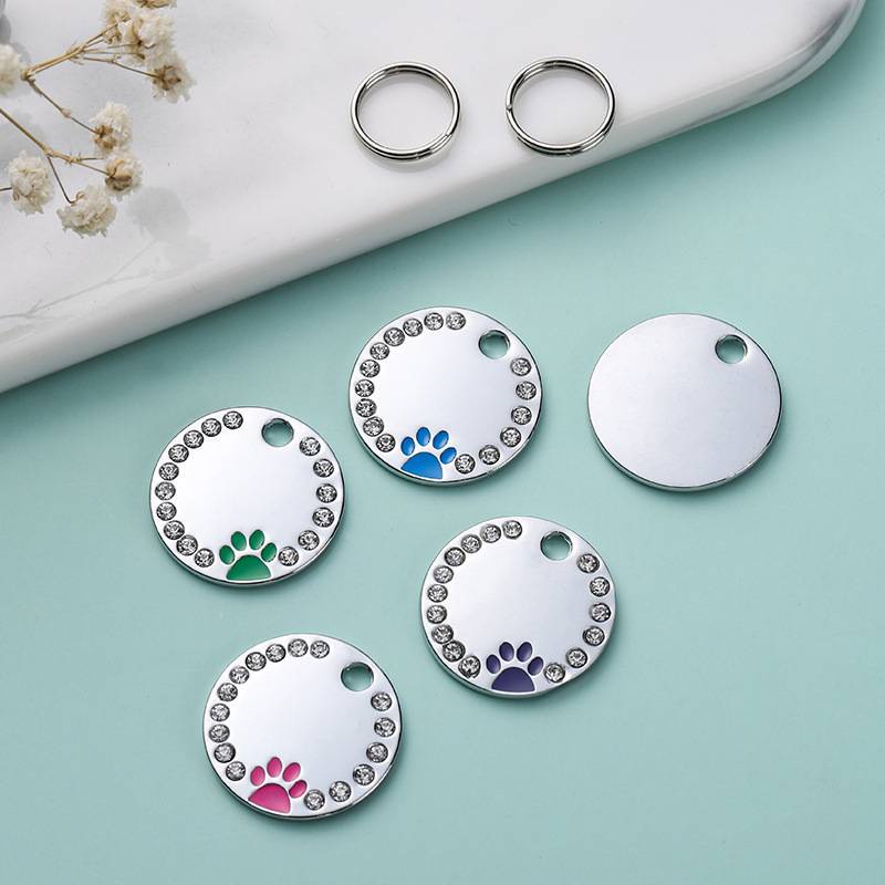 Mặt Dây Chuyền Kim Cương Khắc Chữ Chống Thất Lạc Cho Thú Cưng