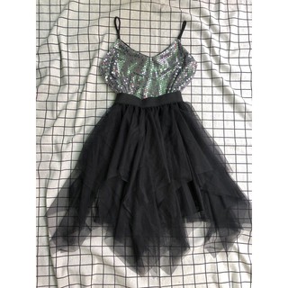 CHÂN VÁY LƯỚI NHỌN