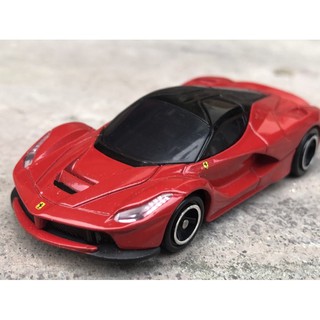 Mô Hình Xe Ferrari Laferrari Đỏ 1:64