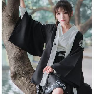 Hán phục cách tân hạc đen trắng