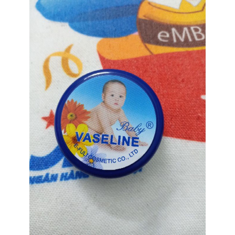 Sáp dưỡng ẩm dưỡng nẻ EM BÉ vaseline BABY 15g Của phương Liên