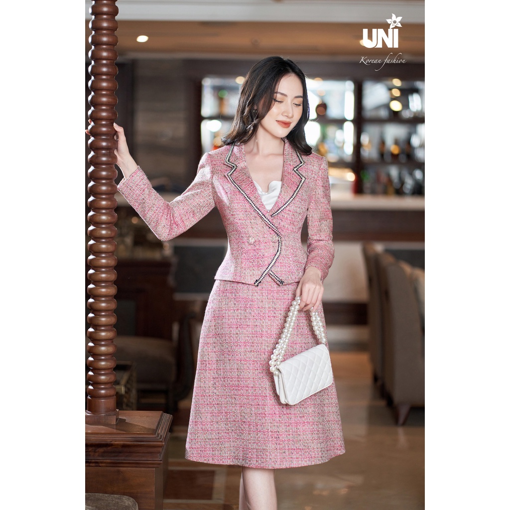 Áo Khoác Dạ Tweed Nữ UNIVTH Dáng Chiết Eo Sang Trọng 5VB0243