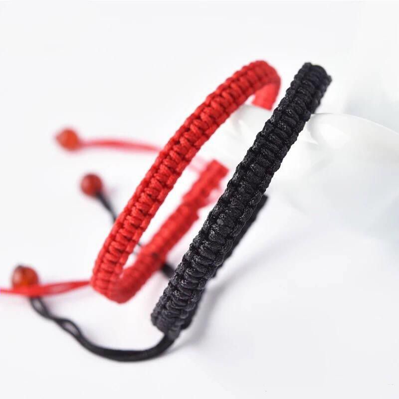 Vòng đeo tay dây dù đan hai màu đen và đỏ cho cặp đôi