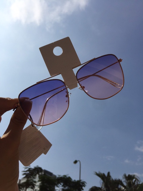 Kính đi biển | BigBuy360 - bigbuy360.vn