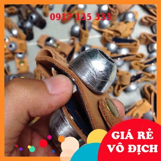 Tạ Chì Đeo Chân Gà