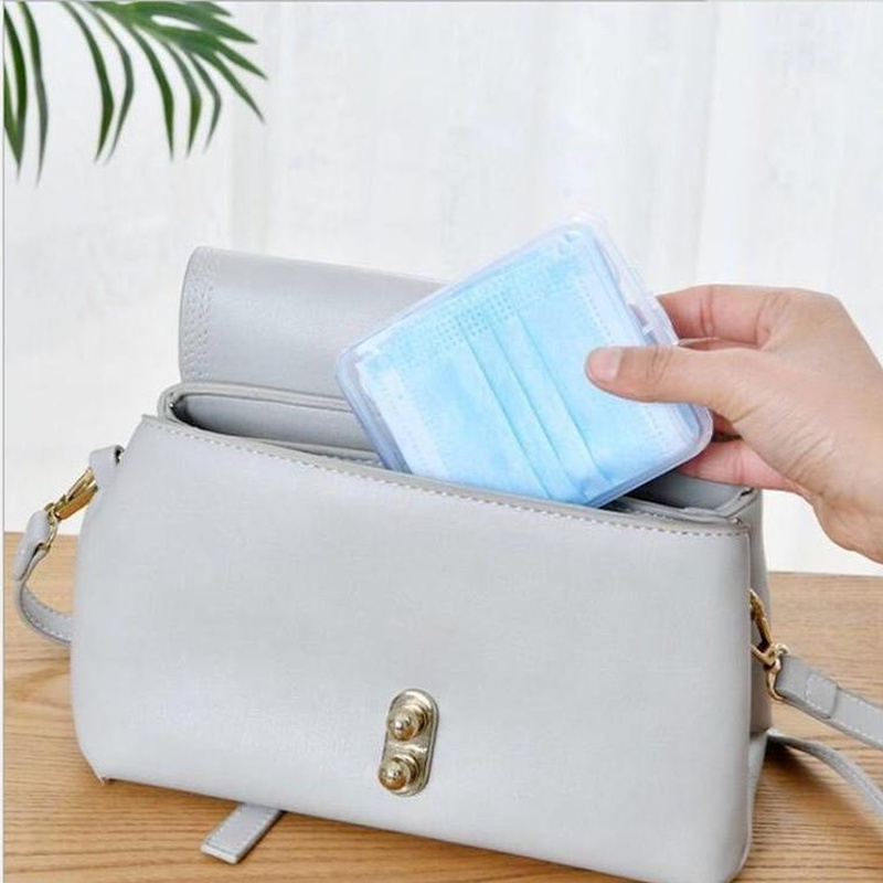 Hộp nhựa trong suốt hình vuông dùng để đựng trang sức mỹ phẩm