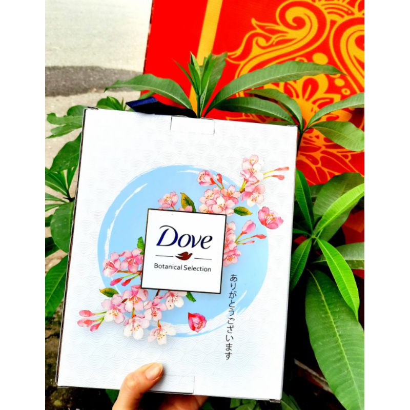 Dầu gội DOVE HOA SEN  640g