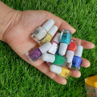 Set sơn móng tay cho bé