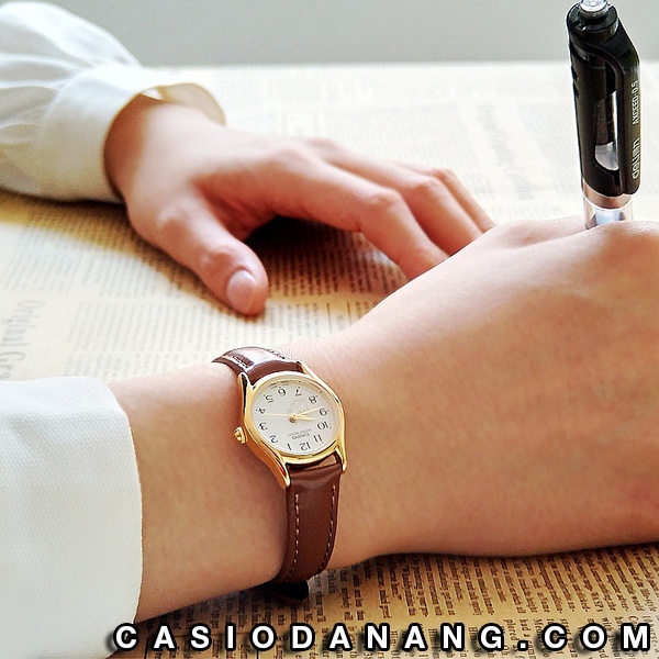 Đồng hồ nữ dây da Casio chính hãng Anh Khuê LTP-1094Q-7B8RDF (23mm)
