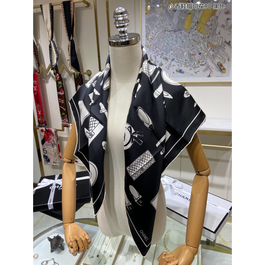 Khăn Choàng Cổ Vuông Bằng Lụa In Họa Tiết CC Màu Trắng Đen Sang Trọng Hàng Mới 2022