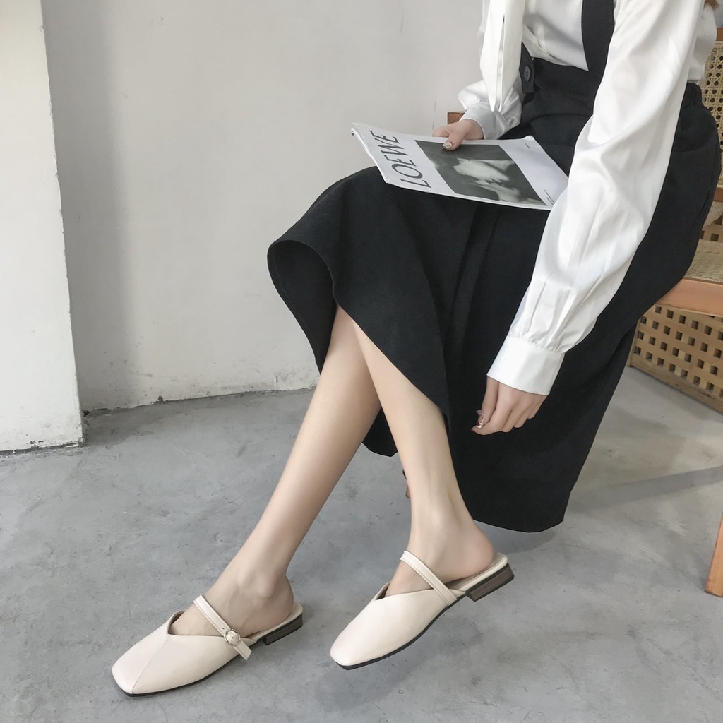 Giày búp bê mũi vuông đế bằng thiết kế cổ điển