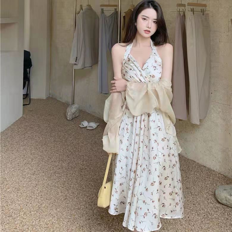 Đầm 2 dây hoa nhí dài bigsize nữ váy đi biển sexy cổ yếm hở lưng cổ chữ V