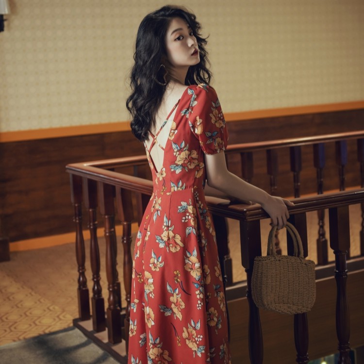 Đầm nữ hoa dáng dài tay ngắn Emilyshop